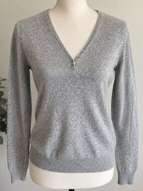 Lulu Bravo Cashmere Gray V Neck Button Sweater Quiet Luxury Vintage S